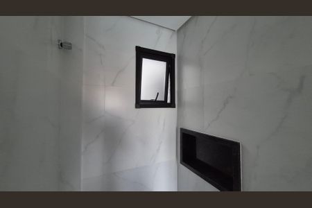 Apartamento à venda com 70m², 3 quartos e 2 vagas Apartamento à venda com 70m², 3 quartos e 2 vagasBanheiro da suíte