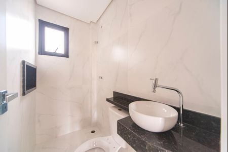 Apartamento à venda com 70m², 3 quartos e 2 vagas Apartamento à venda com 70m², 3 quartos e 2 vagasBanheiro da Suíte