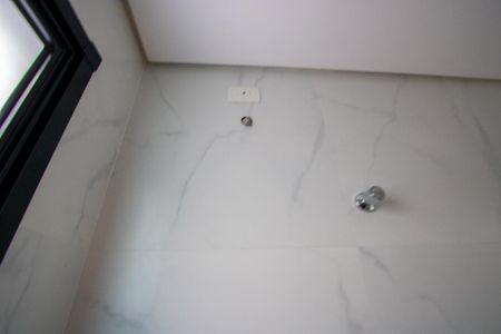 Apartamento à venda com 70m², 3 quartos e 2 vagasBanheiro social