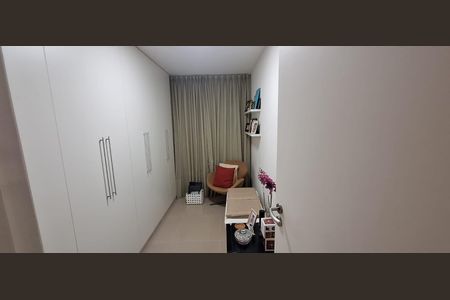 Apartamento à venda com 73m², 3 quartos e 2 vagas Apartamento à venda com 73m², 3 quartos e 2 vagasQuarto 1