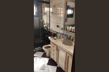 Banheiro de casa à venda com 3 quartos, 247m² em Jardim Nova Taboao, Guarulhos