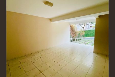 Casa de condomínio à venda com 210m², 3 quartos e 3 vagas Casa de condomínio à venda com 210m², 3 quartos e 3 vagasGaragem