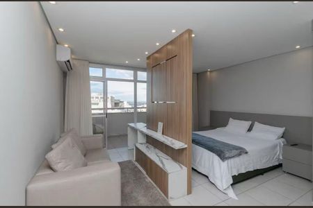 Sala/Quarto de apartamento à venda com 1 quarto, 53m² em Centro, Belo Horizonte