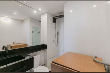 Banheiro de apartamento à venda com 1 quarto, 53m² em Centro, Belo Horizonte
