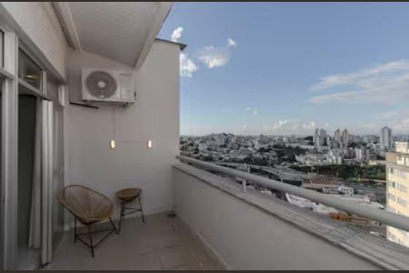 Varanda  de apartamento à venda com 1 quarto, 53m² em Centro, Belo Horizonte