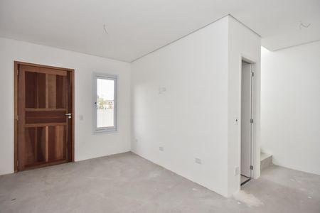 Sala de casa de condomínio à venda com 2 quartos, 80m² em Jardim Monte Kemel, São Paulo