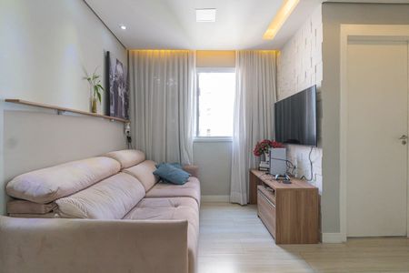 Sala de apartamento para alugar com 2 quartos, 42m² em Jardim Sao Saverio, São Paulo