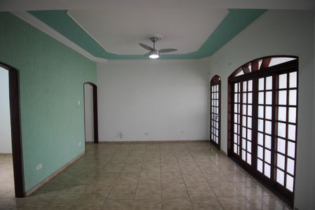 Sala de casa para alugar com 2 quartos, 180m² em Jardim Tatiana, Votorantim