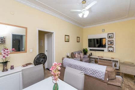 Sala de casa à venda com 3 quartos, 200m² em Irajá, Rio de Janeiro