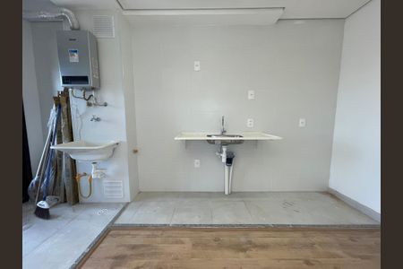 Apartamento à venda com 42m², 2 quartos e sem vagaCozinha e Área de Serviço