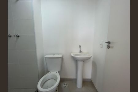 Apartamento à venda com 42m², 2 quartos e sem vagaBanheiro