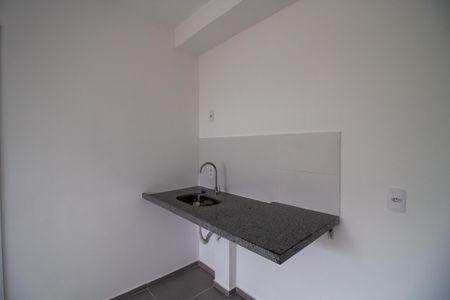Cozinha de apartamento à venda com 1 quarto, 26m² em Vila Sonia, São Paulo