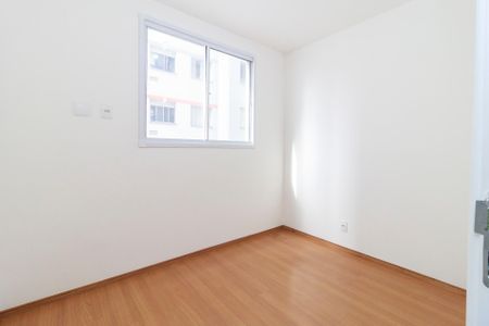 Quarto 1 de apartamento para alugar com 2 quartos, 42m² em Parque Maria Helena, São Paulo