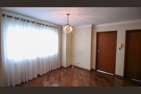 Casa à venda com 243m², 3 quartos e 5 vagas Casa à venda com 243m², 3 quartos e 5 vagasSala 2