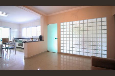 Casa à venda com 243m², 3 quartos e 5 vagas Casa à venda com 243m², 3 quartos e 5 vagasSala 3