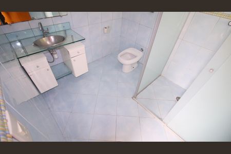 Casa à venda com 243m², 3 quartos e 5 vagas Casa à venda com 243m², 3 quartos e 5 vagasBanheiro da Suíte