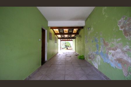 Casa à venda com 243m², 3 quartos e 5 vagas Casa à venda com 243m², 3 quartos e 5 vagasÁrea Externa