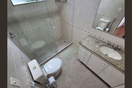 Casa de condomínio à venda com 400m², 4 quartos e 2 vagasBanheiro da Suíte 1