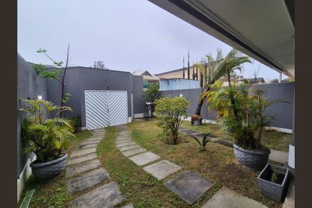 Casa de condomínio à venda com 400m², 4 quartos e 2 vagasÁrea externa