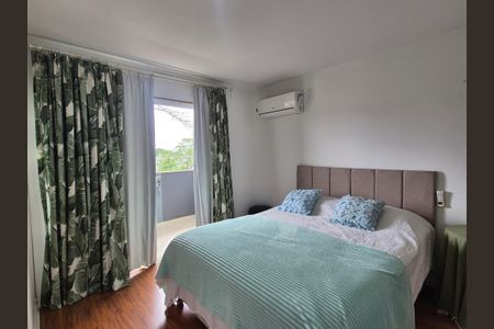 Casa de condomínio à venda com 400m², 4 quartos e 2 vagasSuíte 1