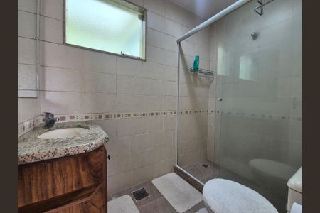 Casa de condomínio à venda com 400m², 4 quartos e 2 vagasBanheiro da Suíte 2