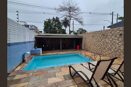 Casa de condomínio à venda com 400m², 4 quartos e 2 vagasÁrea externa