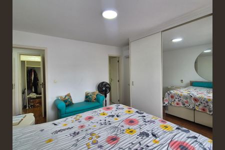 Casa de condomínio à venda com 400m², 4 quartos e 2 vagasSuíte 3