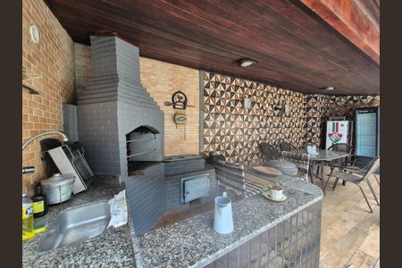 Casa de condomínio à venda com 400m², 4 quartos e 2 vagasVaranda gourmet