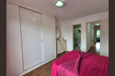 Casa de condomínio à venda com 400m², 4 quartos e 2 vagasSuíte 4