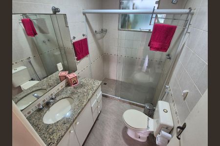 Casa de condomínio à venda com 400m², 4 quartos e 2 vagasBanheiro da Suíte 4