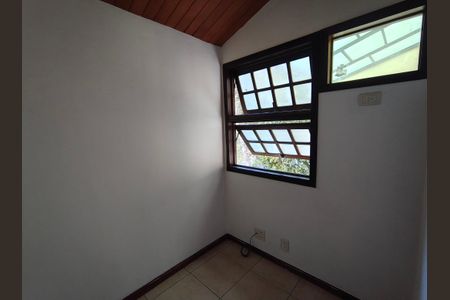 Casa de condomínio à venda com 172m², 3 quartos e 2 vagas Casa de condomínio à venda com 172m², 3 quartos e 2 vagasQuarto 3