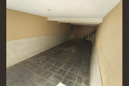 Casa de condomínio à venda com 172m², 3 quartos e 2 vagas Casa de condomínio à venda com 172m², 3 quartos e 2 vagasGaragem Coberta