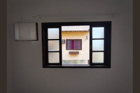 Casa de condomínio à venda com 172m², 3 quartos e 2 vagas Casa de condomínio à venda com 172m², 3 quartos e 2 vagasQuarto 2