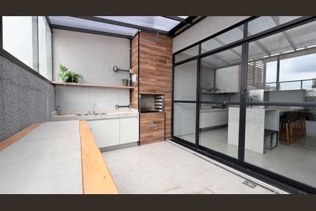 Apartamento para alugar com 34m², 1 quarto e 1 vaga Apartamento para alugar com 34m², 1 quarto e 1 vagaÁrea comum - Churrasqueira