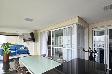 Apartamento à venda com 180m², 4 quartos e 3 vagasSacada