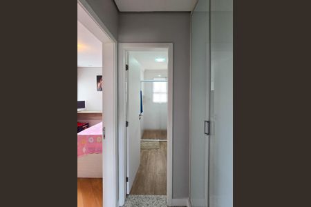 Apartamento à venda com 180m², 4 quartos e 3 vagasAcesso - Banheiro Social 