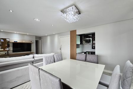 Apartamento à venda com 180m², 4 quartos e 3 vagasSala