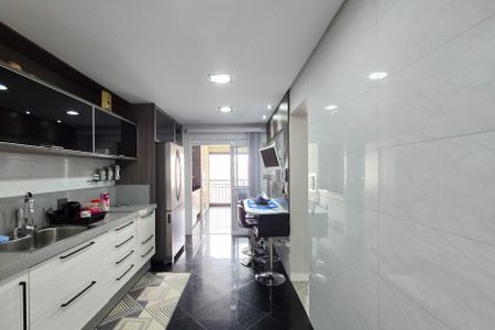 Apartamento à venda com 180m², 4 quartos e 3 vagasCozinha