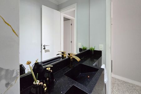 Apartamento à venda com 180m², 4 quartos e 3 vagasLavabo 