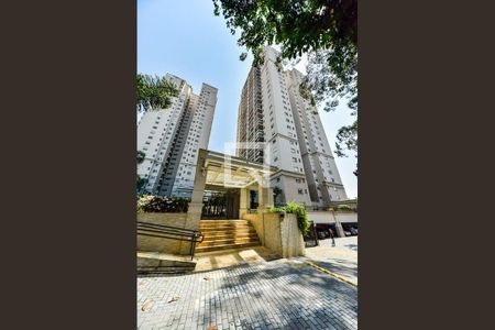 Apartamento à venda com 180m², 4 quartos e 3 vagasFachada