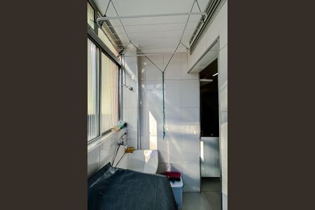 Apartamento à venda com 74m², 3 quartos e 1 vaga Apartamento à venda com 74m², 3 quartos e 1 vagaÁrea de Serviço