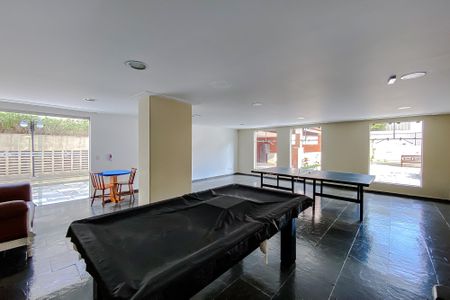 Apartamento à venda com 74m², 3 quartos e 1 vaga Apartamento à venda com 74m², 3 quartos e 1 vagaÁrea comum