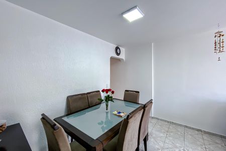 Apartamento à venda com 74m², 3 quartos e 1 vaga Apartamento à venda com 74m², 3 quartos e 1 vagaSala
