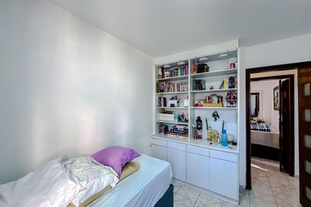 Apartamento à venda com 74m², 3 quartos e 1 vaga Apartamento à venda com 74m², 3 quartos e 1 vagaQuarto 2