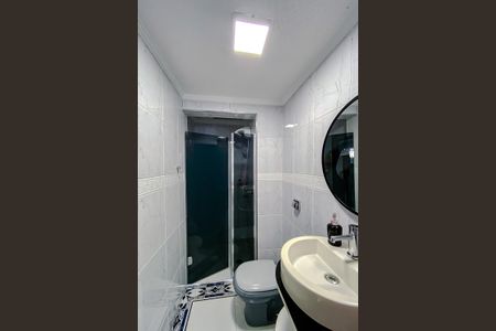 Apartamento à venda com 74m², 3 quartos e 1 vaga Apartamento à venda com 74m², 3 quartos e 1 vagaBanheiro