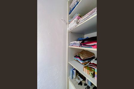 Apartamento à venda com 74m², 3 quartos e 1 vaga Apartamento à venda com 74m², 3 quartos e 1 vagaSuíte