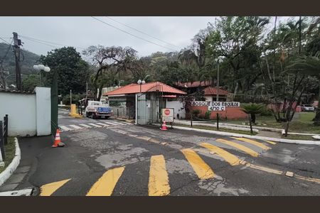 Casa de condomínio para alugar com 78m², 1 quarto e 2 vagas Casa de condomínio para alugar com 78m², 1 quarto e 2 vagasFachada
