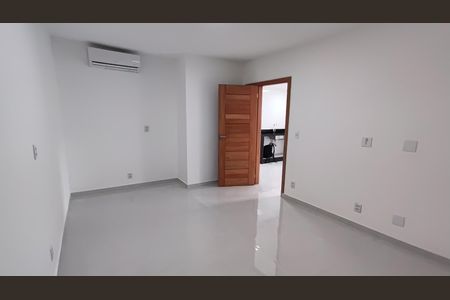 Casa de condomínio para alugar com 78m², 1 quarto e 2 vagas Casa de condomínio para alugar com 78m², 1 quarto e 2 vagasQuarto