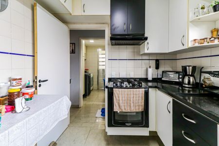 Casa de condomínio à venda com 180m², 3 quartos e 2 vagas Casa de condomínio à venda com 180m², 3 quartos e 2 vagasCozinha