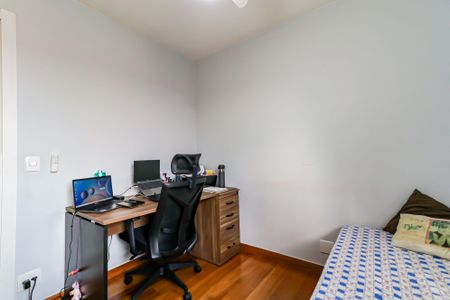 Casa de condomínio à venda com 180m², 3 quartos e 2 vagas Casa de condomínio à venda com 180m², 3 quartos e 2 vagasQuarto 02